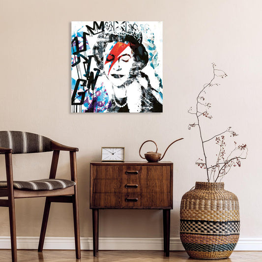 Acrylglasbild - Grafitti Queen Wohnbeispiel