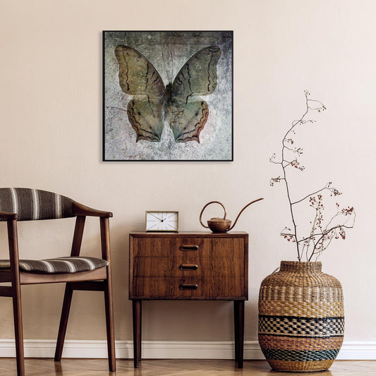 Leinwandbild mit Schattenfugenrahmen - Schmetterling Hell