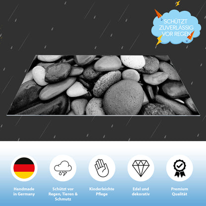 Lichtschachtabdeckung – Steine schwarz weiß