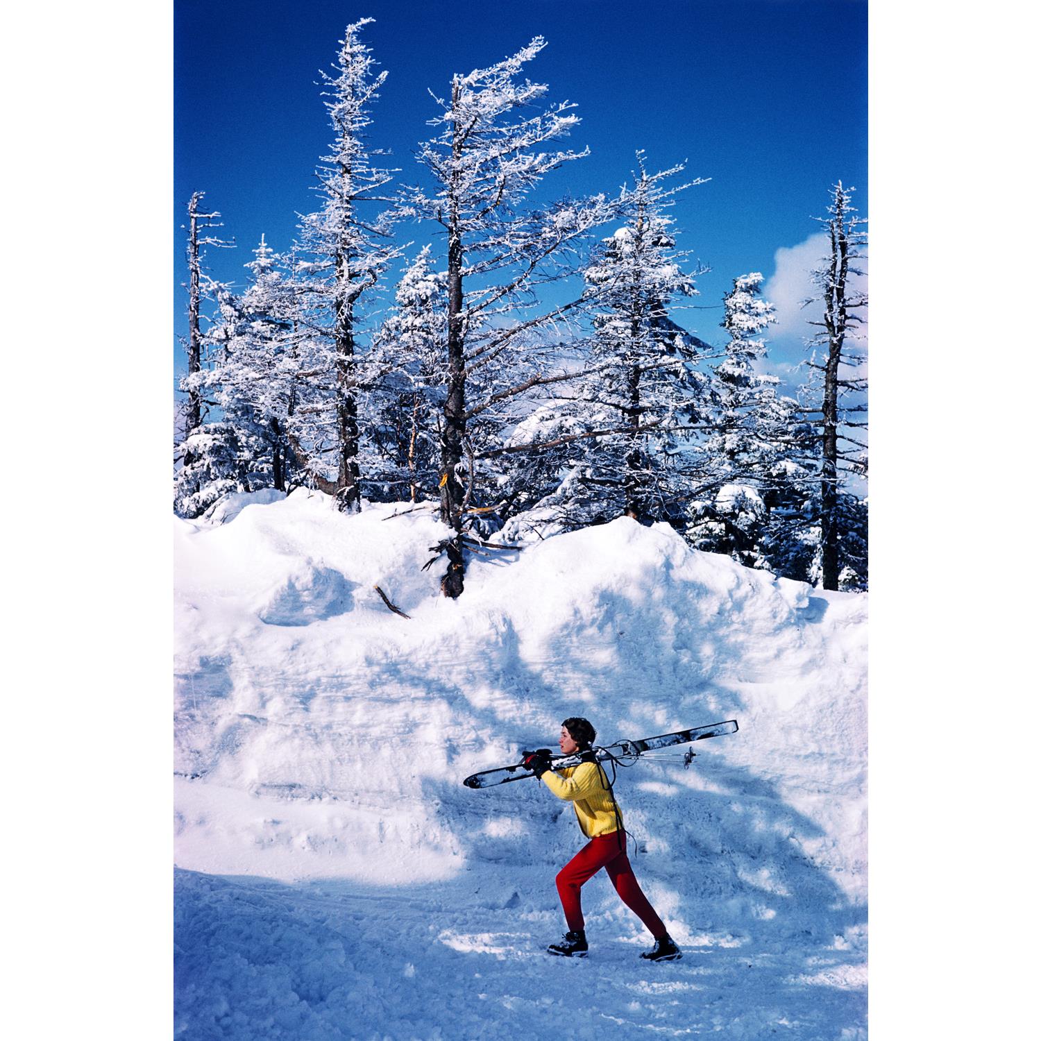 Slim Aarons - A Skier in Vermont